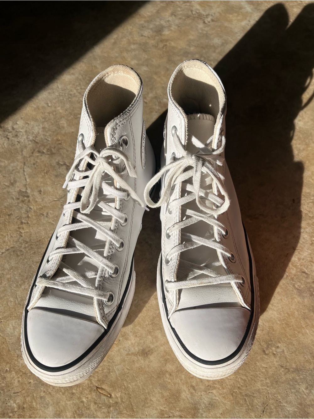 Converse Women’s Chuck Taylor All Star Leather Platform White - Picture 4 of 11